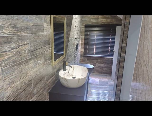 4 BEDROOM HOUSE FOR SALE IN WEMBLEY